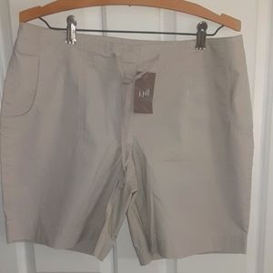 Womens Shorts NWT